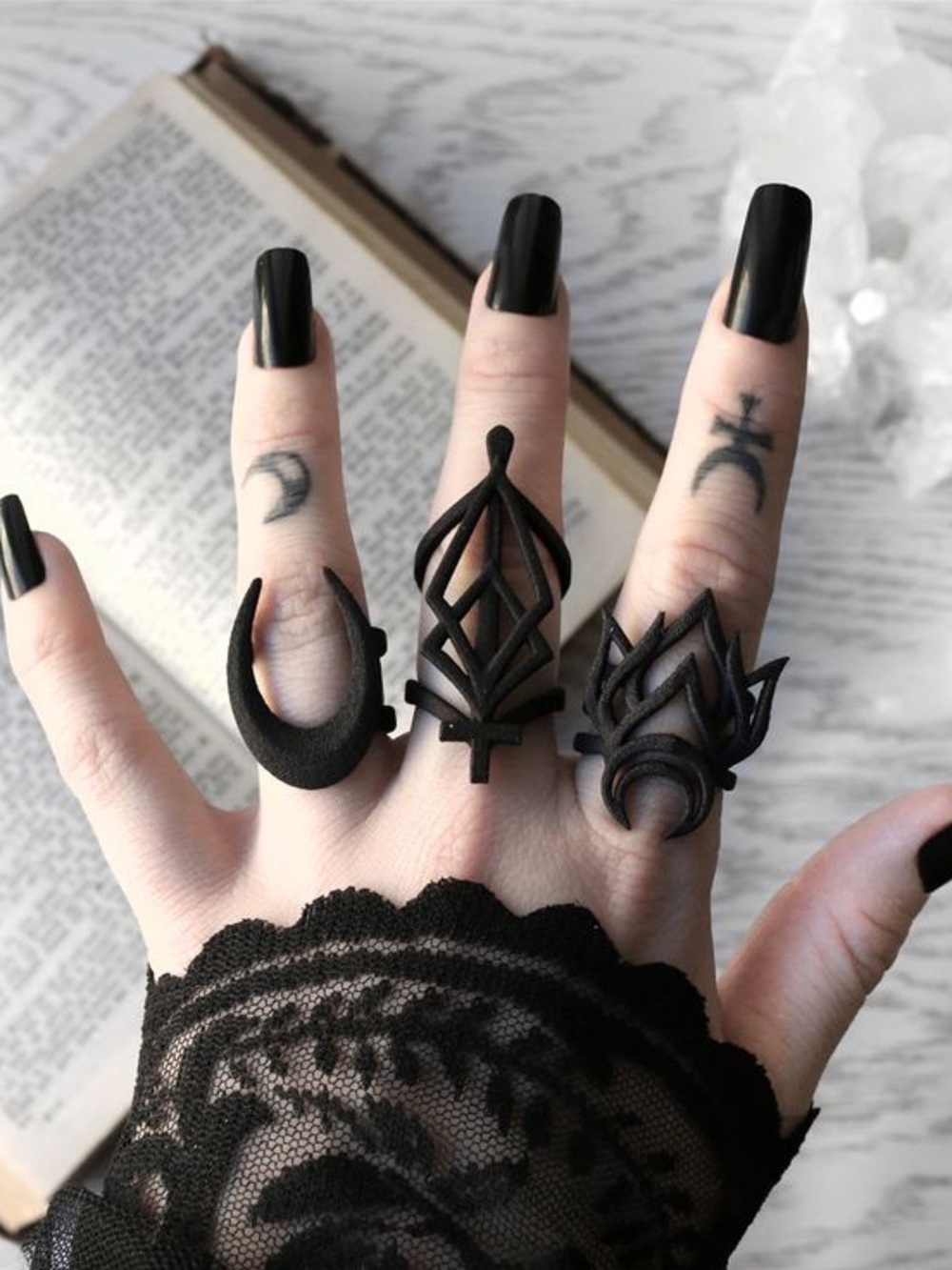 Rogue & Wolf OG Black Rings